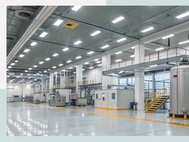 Освещение ангаров в Лыткарино от 615 руб. - Эффективные решения