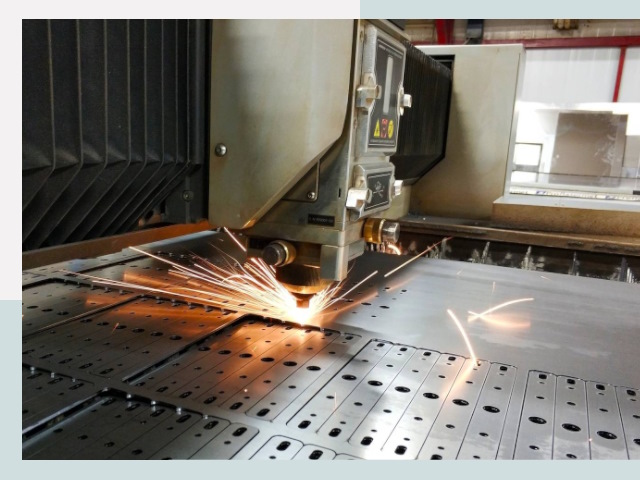 Лазерная резка металла в Лыткарино от 615 руб.